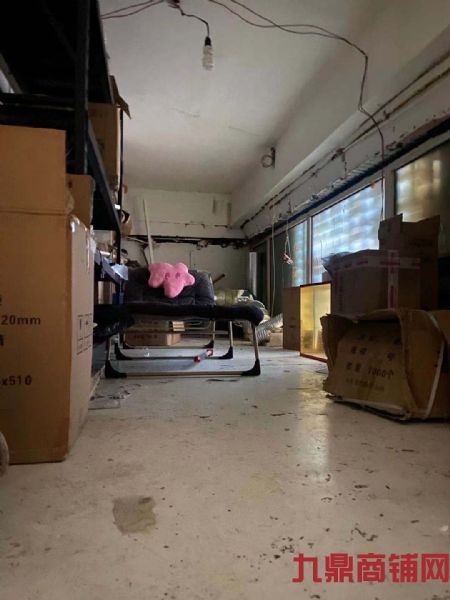 һ�����ڲ���̨�������¥�ɵ��ⷿʵ��ͼƬ