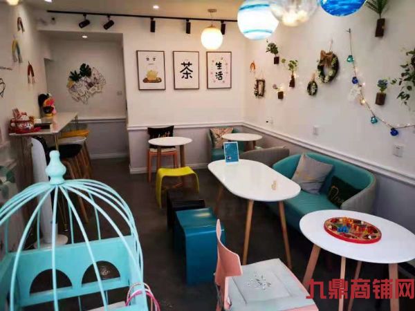 �ٽ��̲��ת��ʵ��ͼƬ