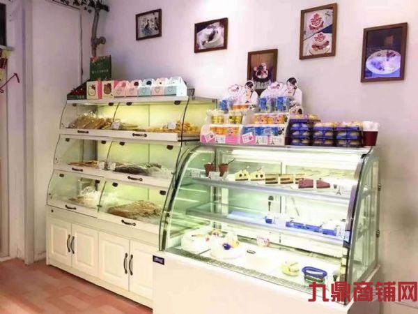 �ٽֵ����ת��ʵ��ͼƬ