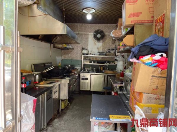 �й̶��ͻ����ٽ֣���ͣ��ʵ��ͼƬ