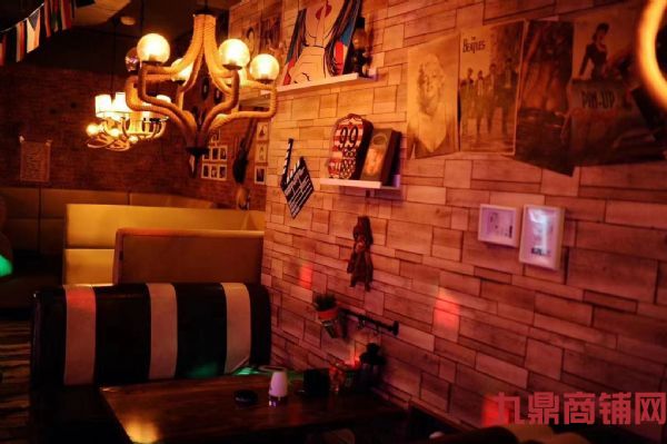 ת����ɽ���˹㳡�ٽ�����ʵ��ͼƬ