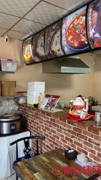 �ٽֵ���ת��ʵ��ͼƬ