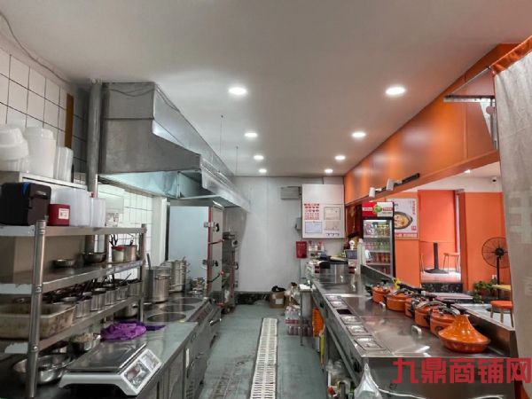 �����������ٽ����̣�����ͣ����ּ���ӯ����ʵ��ͼƬ