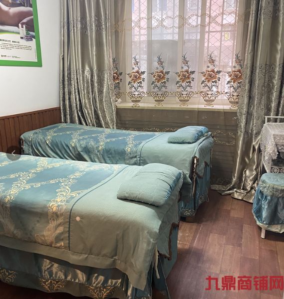 ���Ŷ����̣�������ٽ����̳��ң���ס�ˣ�ʵ��ͼƬ