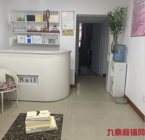 ���Ŷ����̣�������ٽ����̳��ң���ס�ˣ�ʵ��ͼƬ