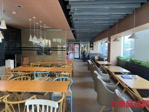 ����԰����ת��ʵ��ͼƬ