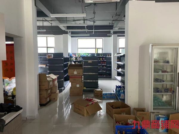 �Ѿ�װ�޺õģ����־Ϳ�����������ʵ��ͼƬ