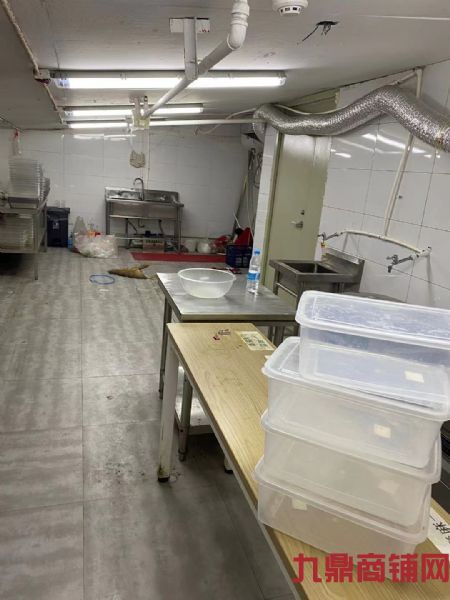 ���Ǵ��õ���ת��ʵ��ͼƬ