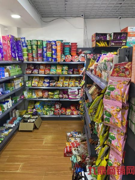 ����������С�����м���վһ��ת��ʵ��ͼƬ