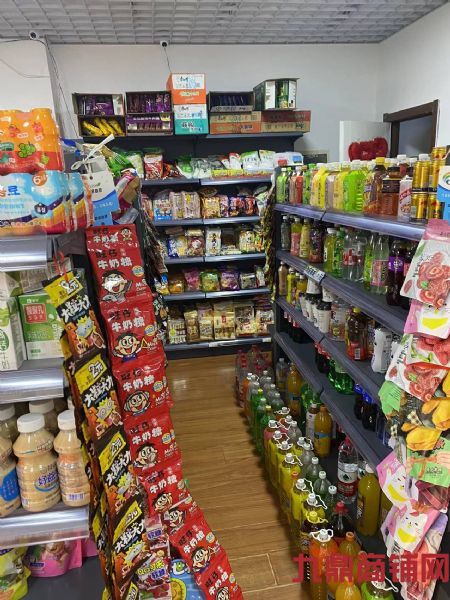 ����������С�����м���վһ��ת��ʵ��ͼƬ