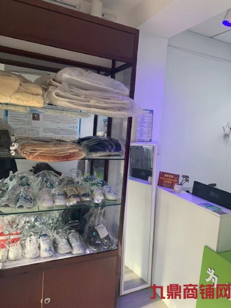 �ʾ���������·������԰ϴ�µ�ת��ʵ��ͼƬ