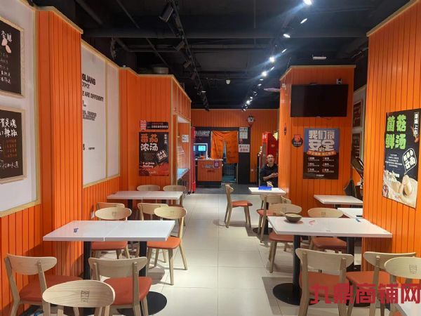 ����������������ǿ���ܱ߸�У�ڶ࣬��ΪҪ���ϼ�������ʹ����ʵ��ͼƬ