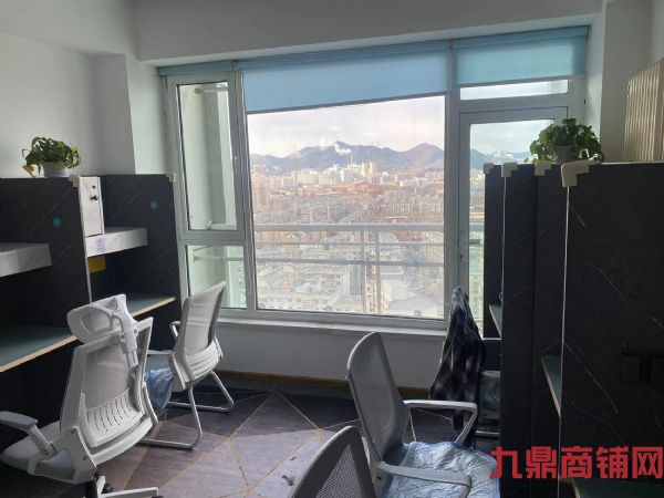 ��˹��������ϰ��ת��ʵ��ͼƬ