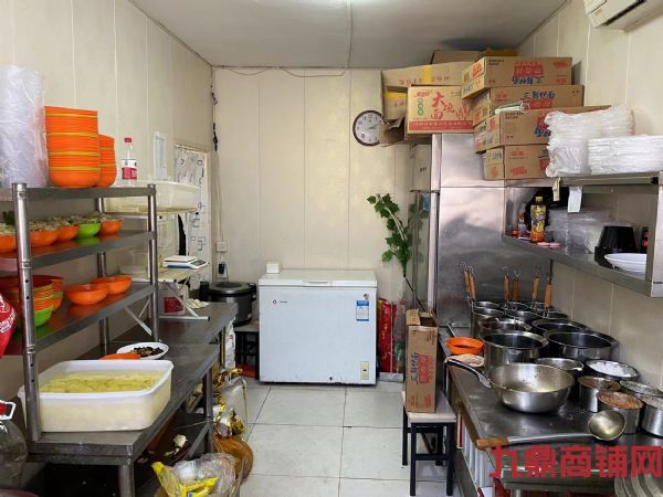 �������ٽ����̣���������¡�Σ�����2����ʵ��ͼƬ