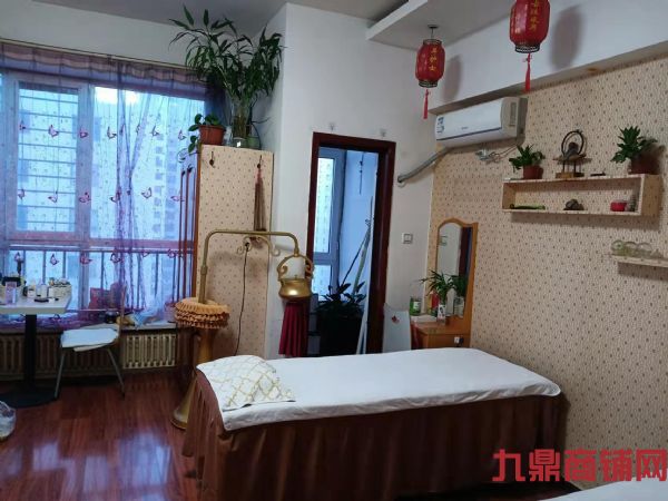 ����·�����������������ҳ���ʵ��ͼƬ