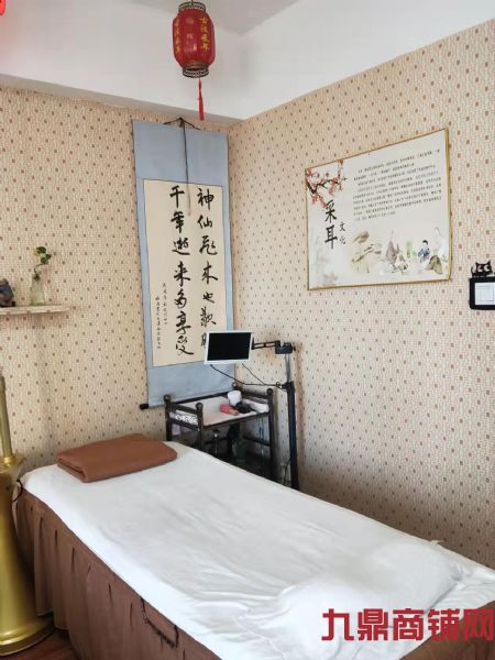 ����·�����������������ҳ���ʵ��ͼƬ