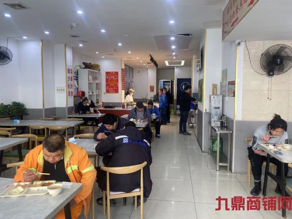 �����ּ��ָ������͹�ת��.�ſڿ���ͣ��.ʵ��ͼƬ