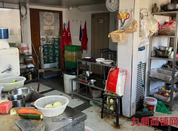 ��ת�ã��ٽֵ���Ʒ������ת��ʵ��ͼƬ