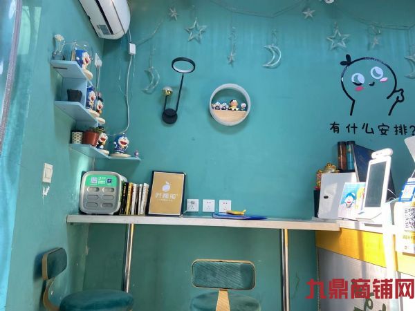 �ٽ�����  �������  ��ͨ�����������ʵ��ͼƬ