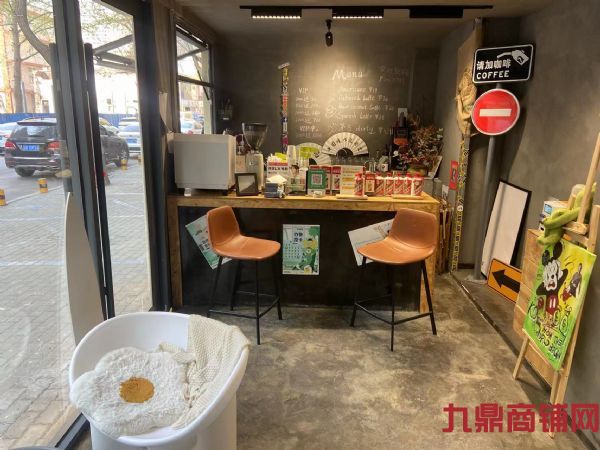 �µ�װ��.���־�Ӫҵʵ��ͼƬ