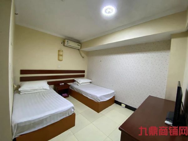 ������õ����ת��ʵ��ͼƬ