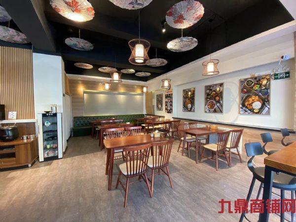 ��������ɽ���ٽֲ�����ת��ʵ��ͼƬ