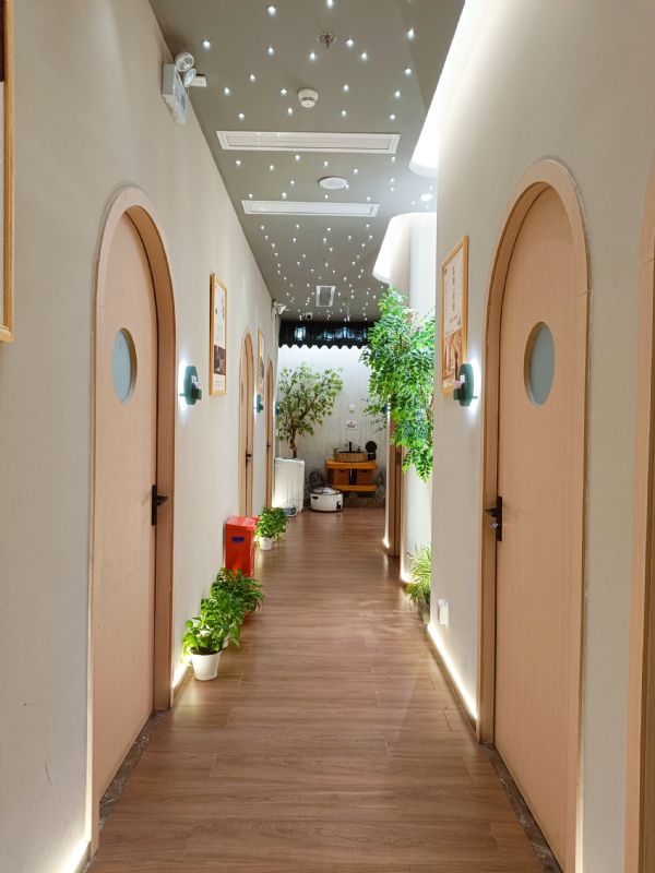 �����ٽ־�װ�޳�����ͷ����Ժת�ã���Ա400+ʵ��ͼƬ