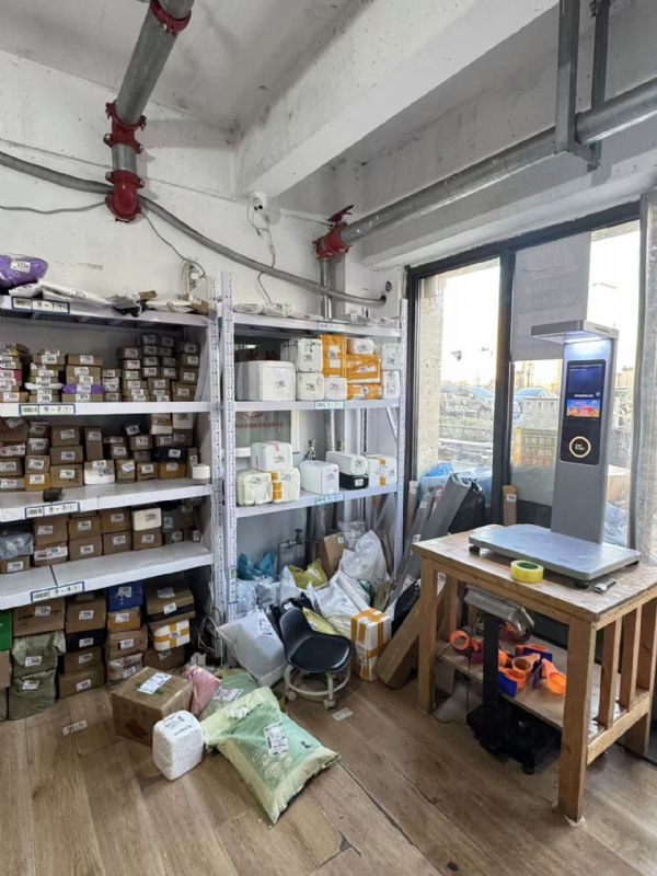 �����³Ǹ�������ת�ã�ʵ��ͼƬ